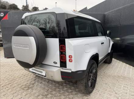 Land Rover - Defender