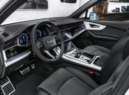Audi - Q7