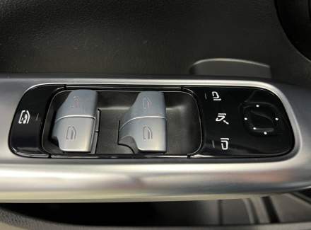 Mercedes-Benz - C-class