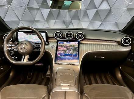 Mercedes-Benz - C-class