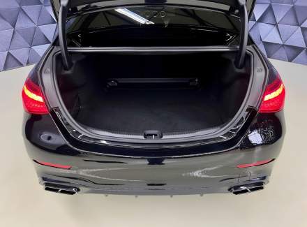 Mercedes-Benz - C-class