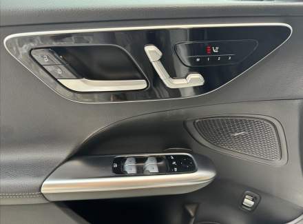 Mercedes-Benz - C-class