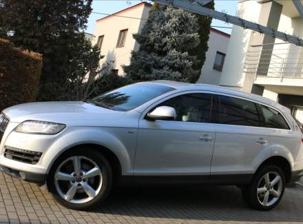 Audi - Q7