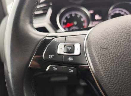 Volkswagen - Touran