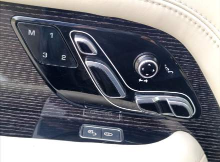 Land Rover - Range Rover