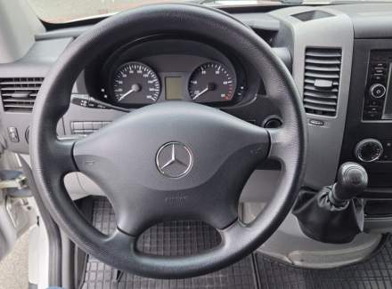 Mercedes-Benz - Sprinter