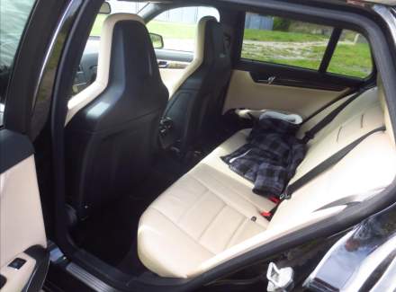 Mercedes-Benz - C-class