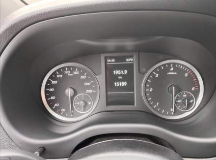 Mercedes-Benz - Vito