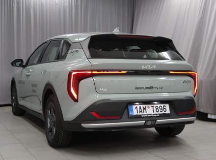 Kia - K4