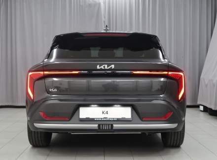 Kia - K4