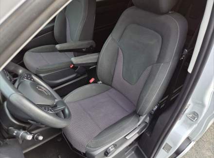 Mercedes-Benz - V-class