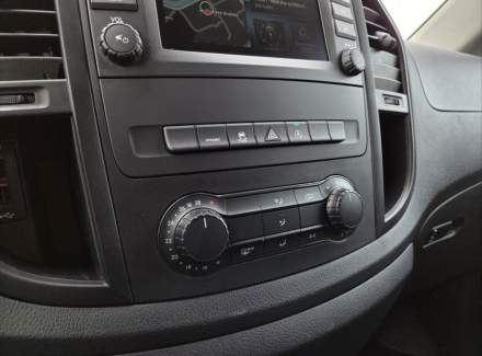 Mercedes-Benz - V-class