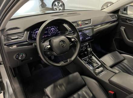 Škoda - Superb