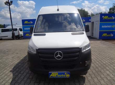 Mercedes-Benz - Sprinter