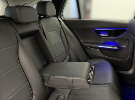 Mercedes-Benz - C-class