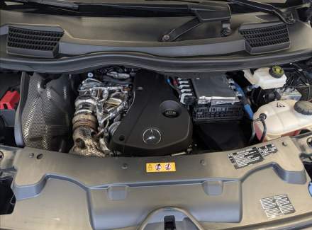 Mercedes-Benz - V-class