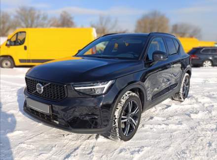 Volvo - XC40