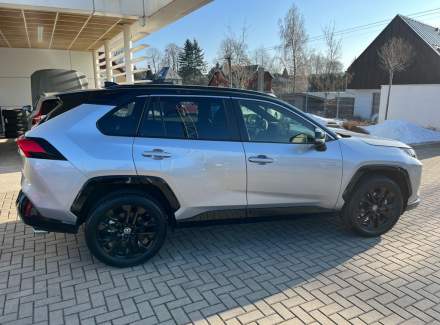 Toyota - RAV 4