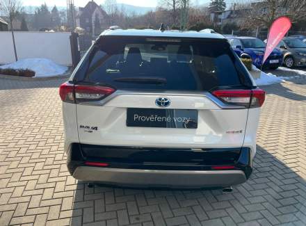 Toyota - RAV 4