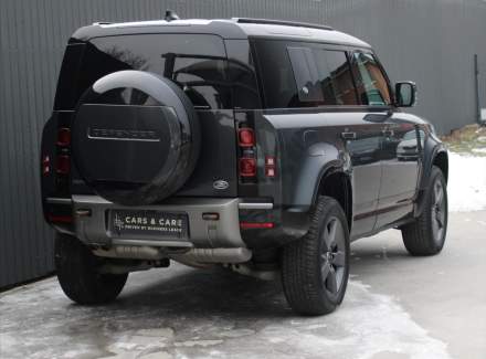 Land Rover - Defender