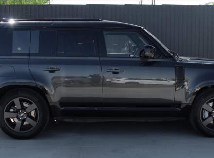 Land Rover - Defender