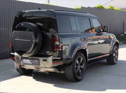 Land Rover - Defender