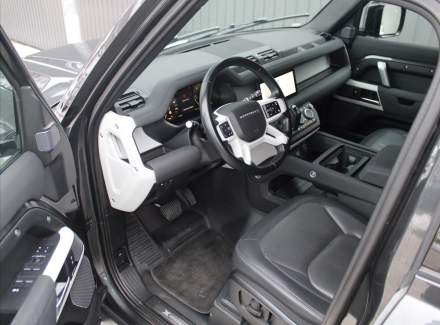 Land Rover - Defender