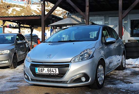 Peugeot - 208
