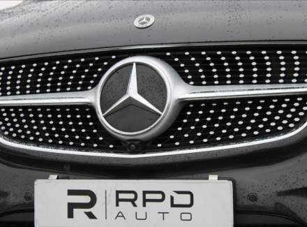 Mercedes-Benz - V-class