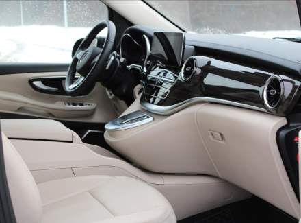 Mercedes-Benz - V-class