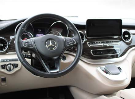 Mercedes-Benz - V-class