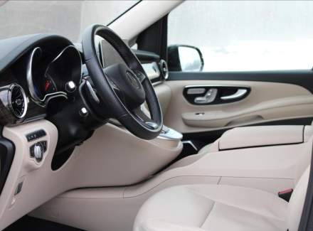 Mercedes-Benz - V-class