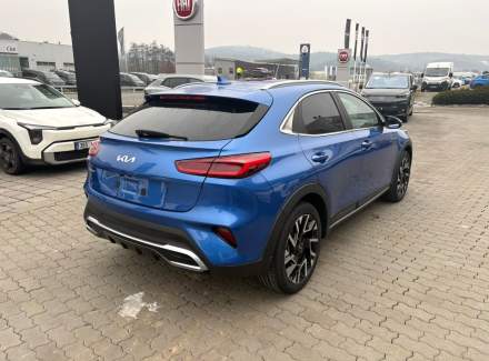 Kia - XCeed
