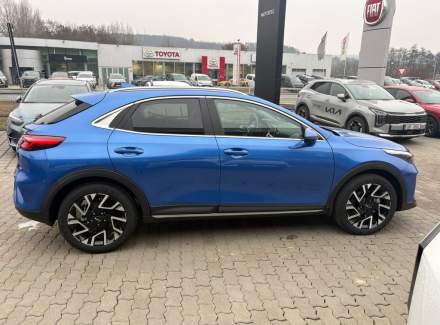 Kia - XCeed