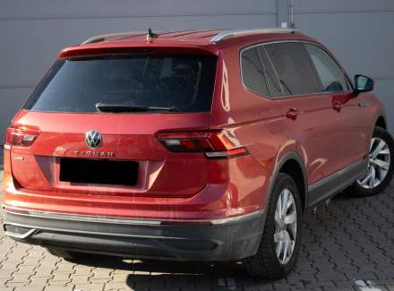 Volkswagen - Tiguan