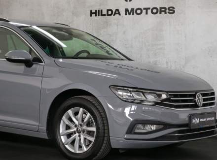 Volkswagen - Passat