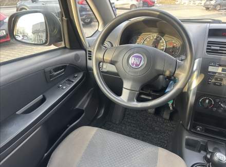 Fiat - Sedici