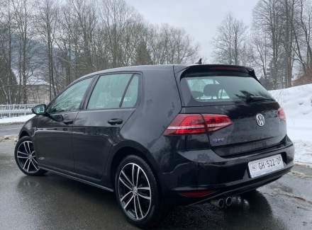 Volkswagen - Golf