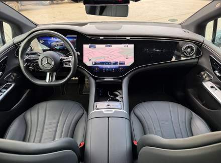 Mercedes-Benz - EQE