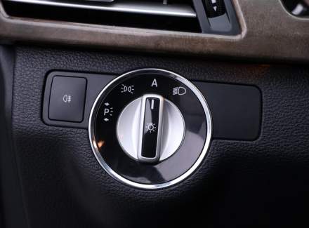 Mercedes-Benz - E-class