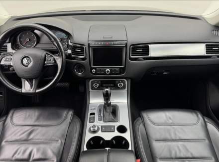 Volkswagen - Touareg