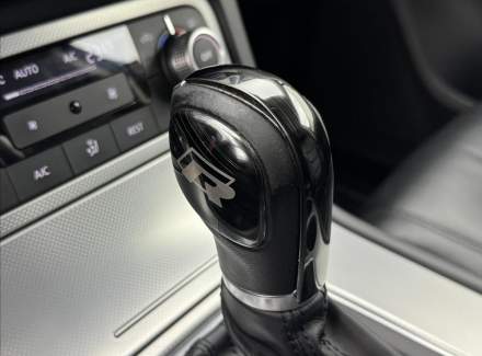 Volkswagen - Touareg