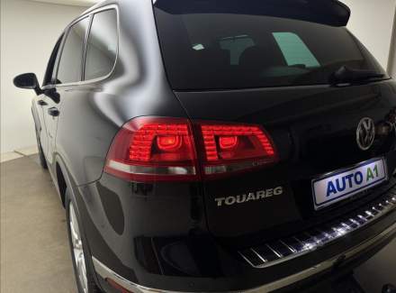 Volkswagen - Touareg
