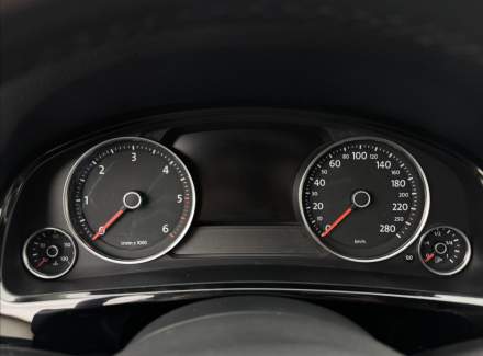 Volkswagen - Touareg