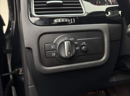 Volkswagen - Touareg