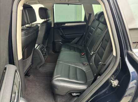 Volkswagen - Touareg