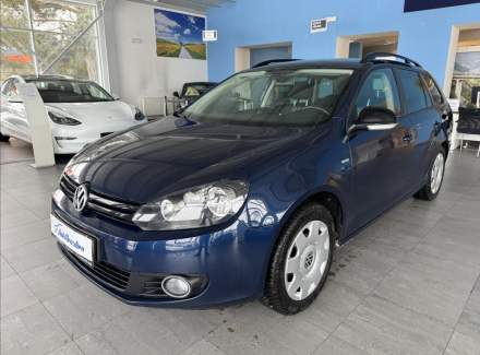 Volkswagen - Golf