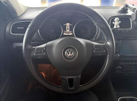 Volkswagen - Golf