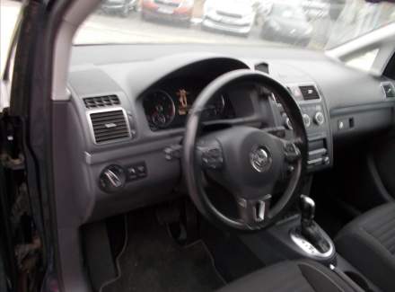 Volkswagen - Touran
