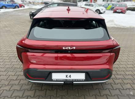 Kia - K4